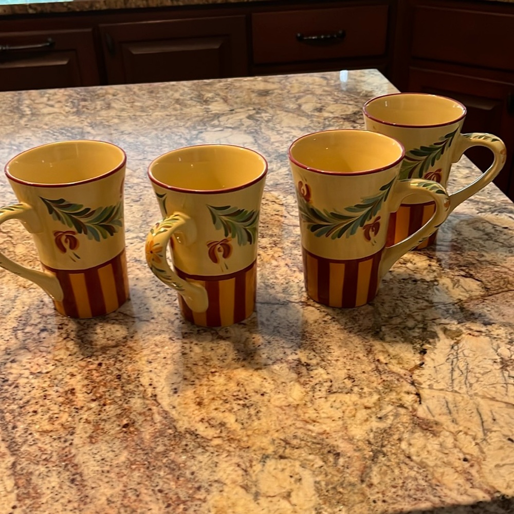 Southern living at home Christmas memories mug set